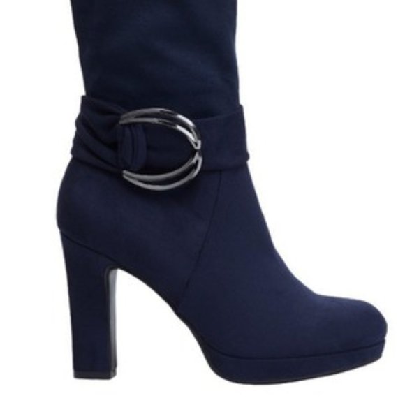 🎁Tall Boots🎁 - Picture 2 of 8